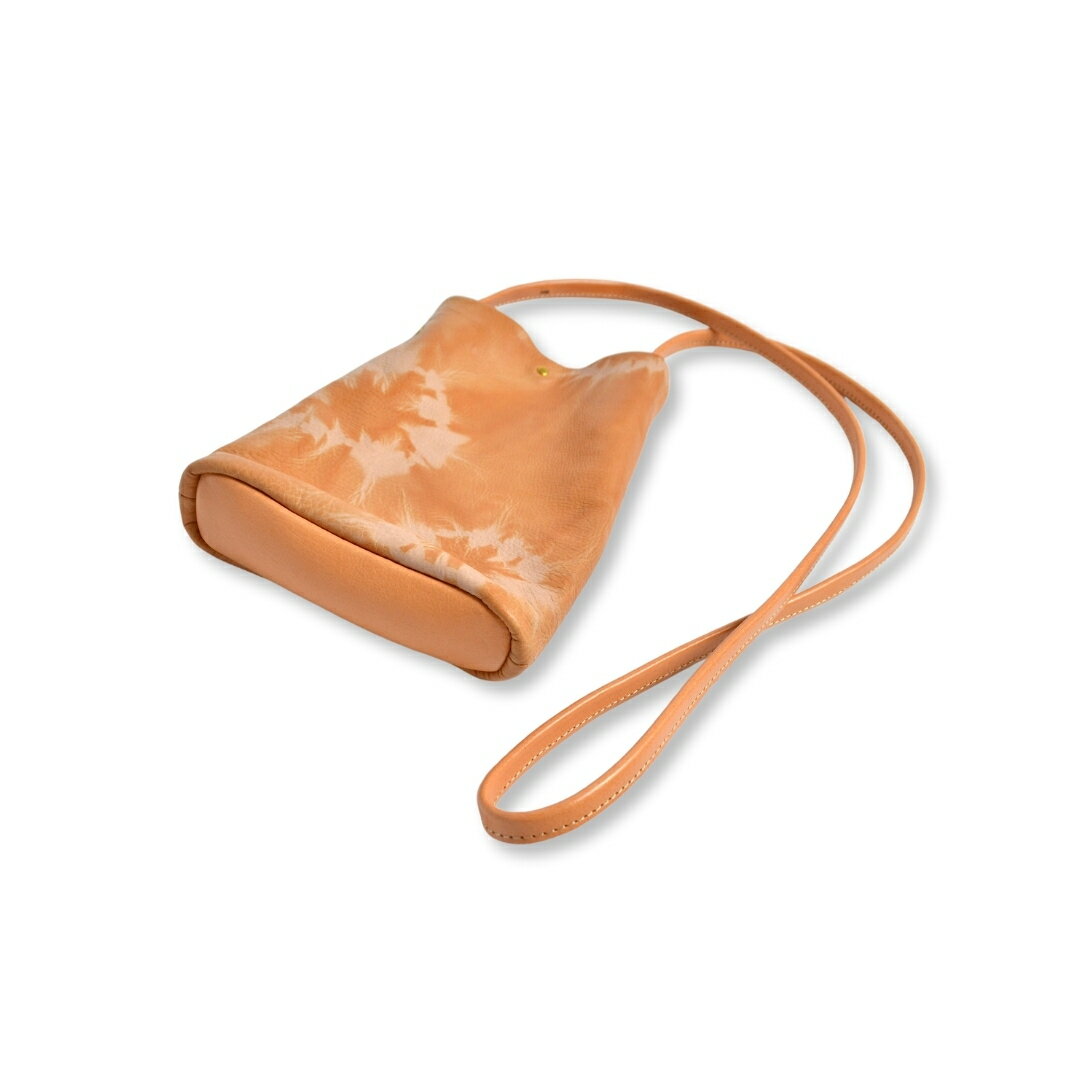 【ふるさと納税】信州鹿革 杏染革 寸胴ショルダーバッグ KZB-100|鹿革 鹿 ショルダーバッグ 鞄 高級 レディース メンズ ユニセックス 男女兼用 本革 レザー 信州 長野 千曲市 送料無料 サムネイル2