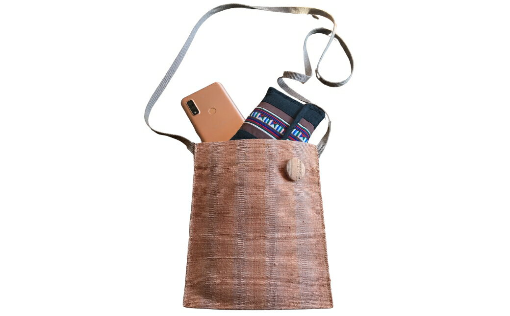 【ふるさと納税】杏染め スマホポーチ 100％国産シルク| 信州 長野 千曲市 送料無料 サムネイル2