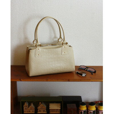 【ふるさと納税】【濱野皮革工藝のコッコビアンハンドバッグ】牛革を使用したハンドバッグです。(ベージュ)【1103308】 サムネイル3