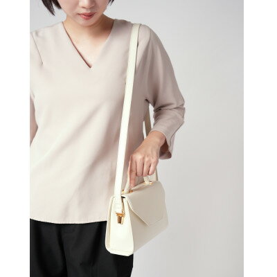 【ふるさと納税】【濱野皮革工藝 HAMANO バッグ】プティ・フォルムUNO(アイボリー×ゴールド)【1616475】 サムネイル3