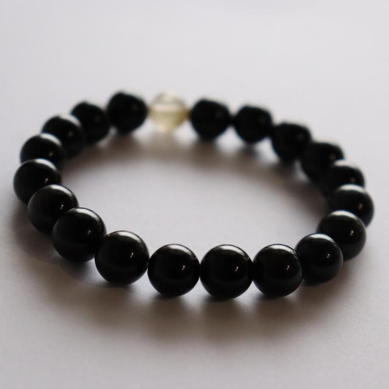 黒耀石のブレスレット（17cm） アクセサリー ファッション