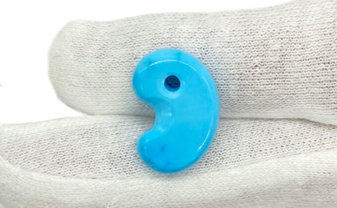 【ふるさと納税】勾玉 ターコイズ 天然石 ペンダント アクセサリー　【ファッション・アクセサリー・ペンダント・勾玉・ターコイズ・天然石】 サムネイル2