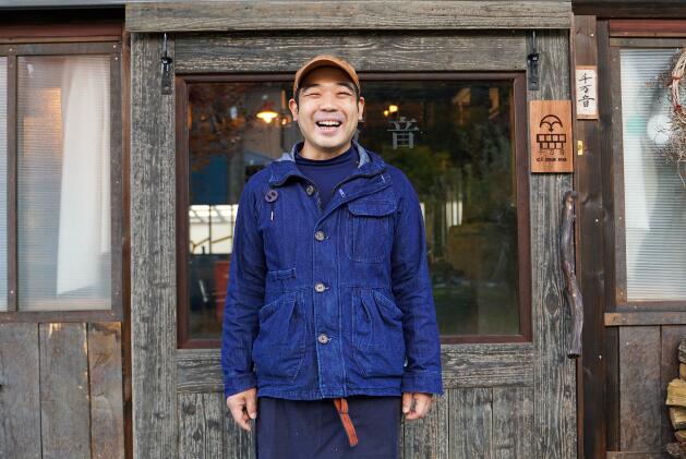 【ふるさと納税】スピーカー Cu-be 立方体スピーカー 1辺9cm 音響機器 有線 小型 コンパクト コンパクトスピーカー ポータブルスピーカー 持ち運び 小型スピーカー 長野 長野県 箕輪町 サムネイル3