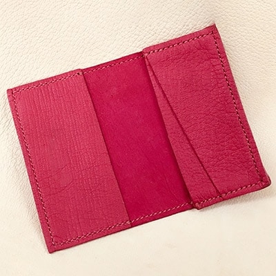 【ふるさと納税】【鹿革】ビジネスセット(ネームホルダー&名刺入れ)ピンク【1062665】 サムネイル2