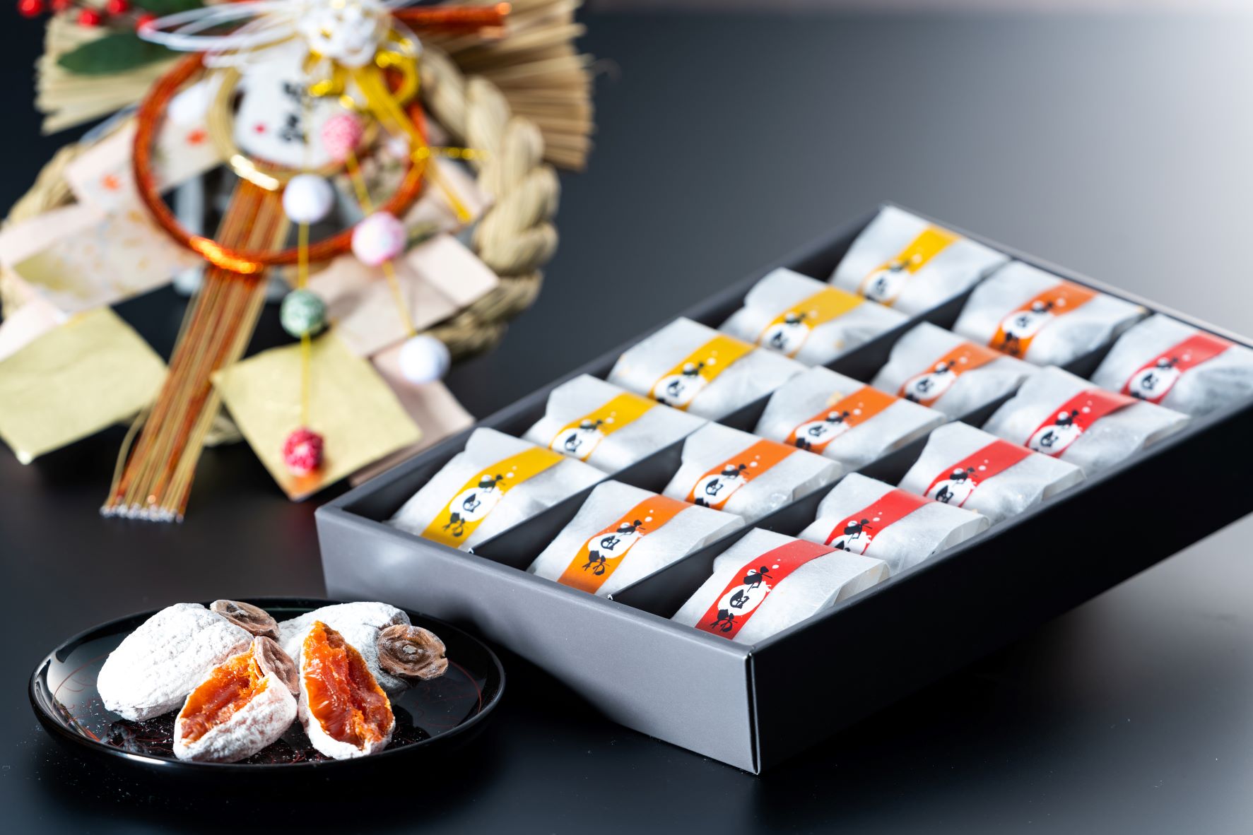 市田柿 化粧箱(華) 15個入り 12月末より出荷開始 長野県 信州 南信州 高森町 柿 干し柿 贈答用 ギフト 個包装 3L 大粒 ドライフルーツ お茶請け 高級 和菓子 スイーツ プレゼント 自然食品 いちだ農産【配送不可地域：離島】