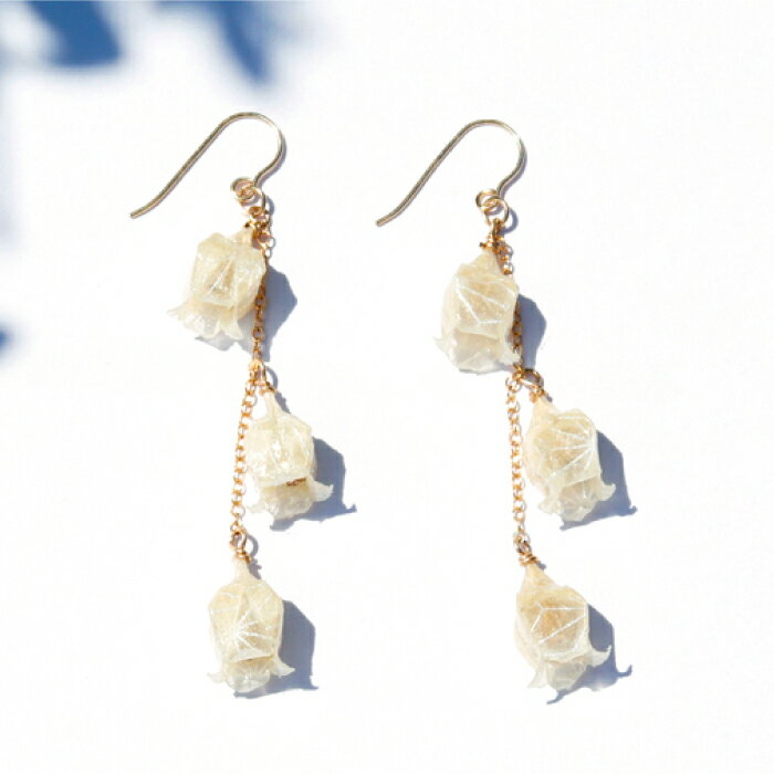 【ふるさと納税】(P)no-01-026 nobana スズラン3花 ピアス 美濃和紙 アクセサリー レジン ガラスビーズ ゴールドフィルド 両耳用 手作り プレゼント 岐阜市/家田紙工[ANCA001] サムネイル2