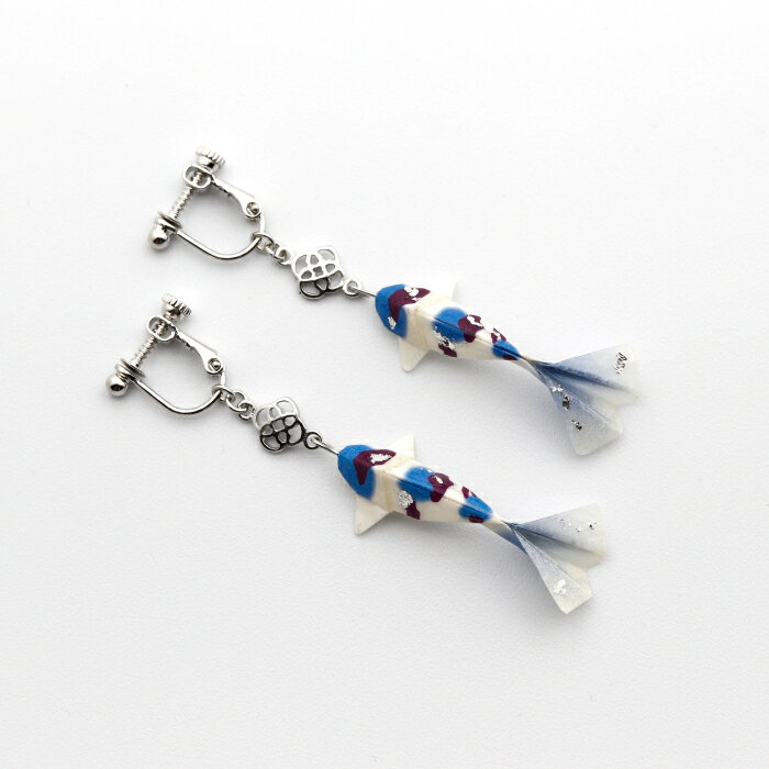 【ふるさと納税】イヤリング (E)Ko02-006 鯉 青紫 イヤリング 美濃和紙 アクセサリー 真鍮 レジン 両耳用 手作り 耳飾り ギフト プレゼント 人気 レディース 和雑貨 和装 揺れる 花 フラワーモチーフ 鈴蘭 すずらん ホワイト 白 上品 繊細 岐阜市/家田紙工[ANCA008] サムネイル2