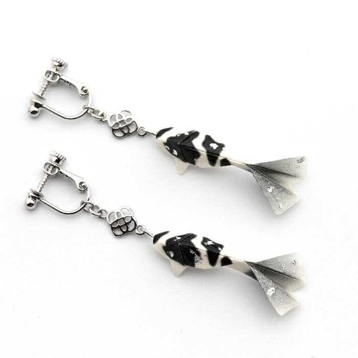 【ふるさと納税】(E)Ko02-002 鯉 黒 イヤリング 美濃和紙 アクセサリー 真鍮 レジン 両耳用 手作り プレゼント 岐阜市/家田紙工[ANCA016] サムネイル2