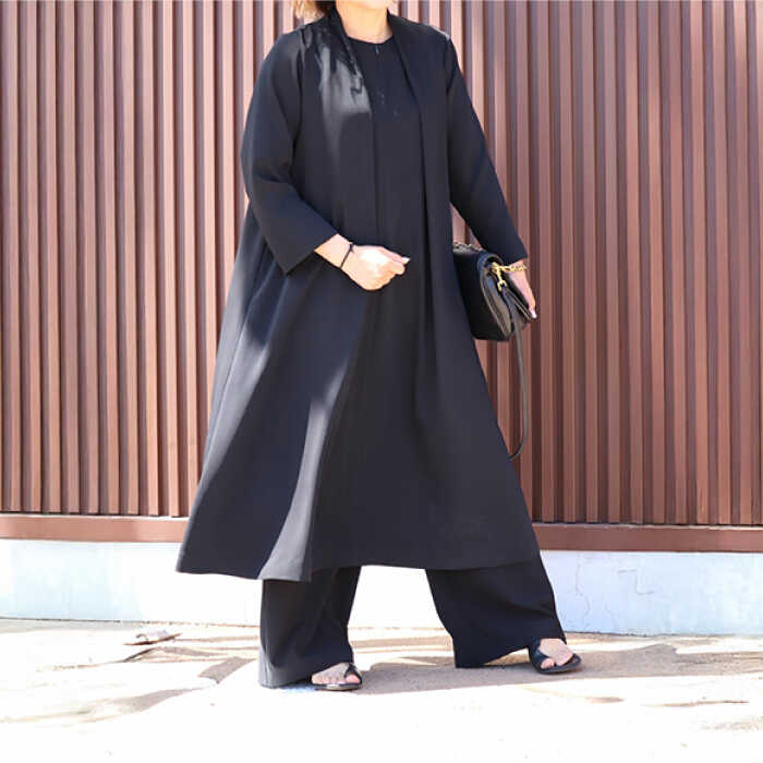 【ふるさと納税】ワンピース 洗えて,たためて,シワにならない！ブラックフォーマル 寄り添うワンピース ブラックフォーマル ゆったり ストレッチ ワンピース レディース フォーマルウェア ママスーツ シンプル エレガント 上品 人気 岐阜市 / スポット[ANGD005] サムネイル3