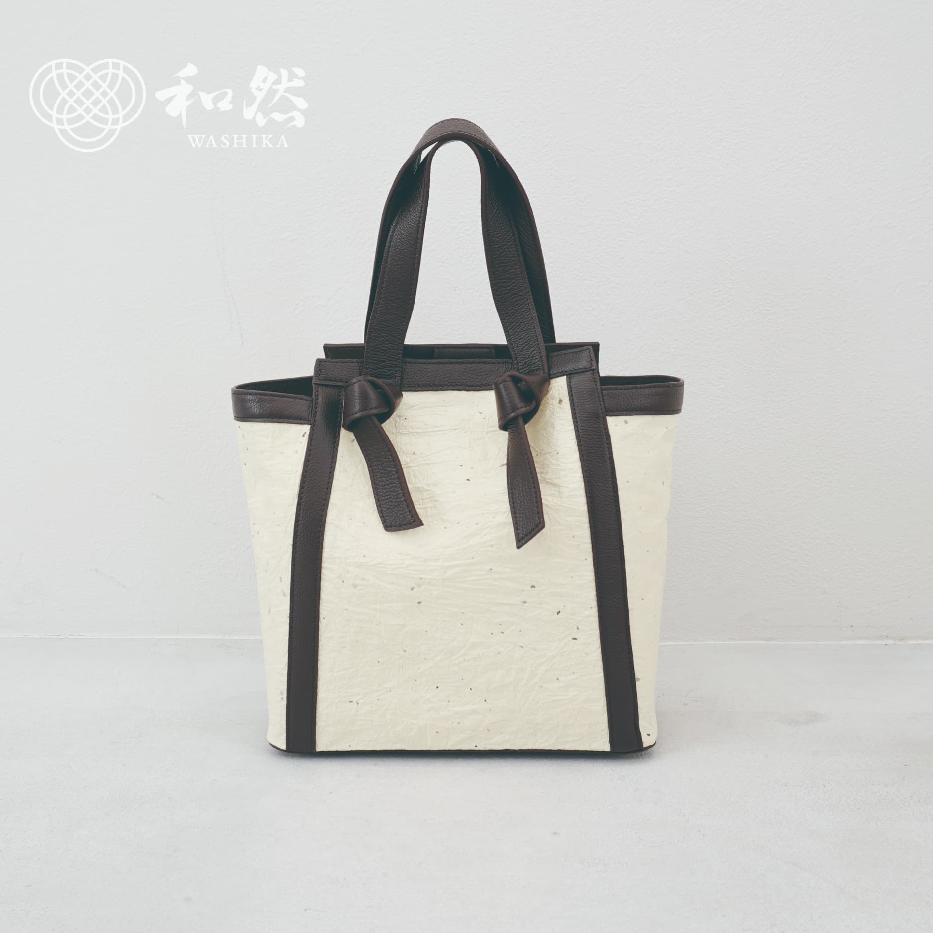 【ふるさと納税】 ≪選べるカラー≫【和然WASHIKA】レザー ノット ハンドル バッグ 美濃 の手漉き 和紙 × 本革 zakka 暁 カバン かばん 鞄 バッグ ファッション レディース 雑貨 和雑貨 TG 岐阜県 大垣市 サムネイル3