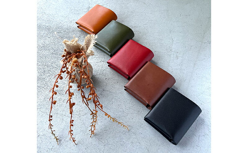 【ふるさと納税】本革 ノンステッチの二つ折りミニ財布 栃木レザー ファッション小物 革小物 シンプル 3ポケット構造 カード入れ 小銭入れ お札入れ 牛革 プレゼント ギフト サムネイル2