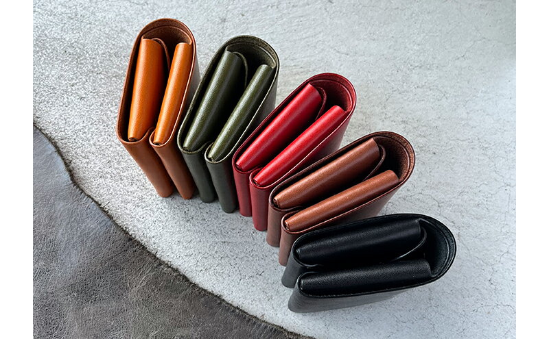 【ふるさと納税】本革 ノンステッチの二つ折りミニ財布 栃木レザー ファッション小物 革小物 シンプル 3ポケット構造 カード入れ 小銭入れ お札入れ 牛革 プレゼント ギフト サムネイル3