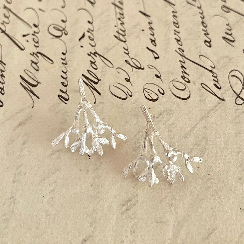 ヤドリギminiピアス（SV）/ YUKIKO MATSUI アクセサリー ファッション シンプル ギフト