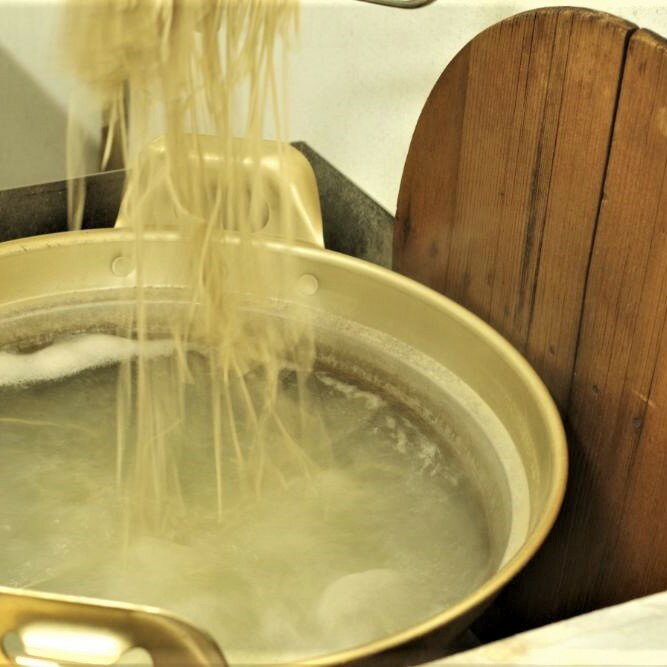 【ふるさと納税】蕎麦打ち体験とお食事券セット 2名様分 ペアチケット 手打ちそば 体験 白川郷 36000円[S005] サムネイル3