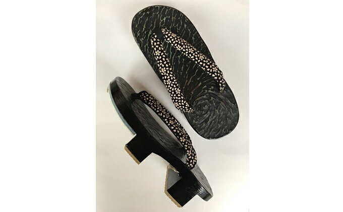 【ふるさと納税】〈花森商店〉健足 下駄 男2L（27cm～） | 履物 和装 和服 着物 小物 馴染む 重心 後ろ ふくらはぎ 刺激 足首 運動 和 メンズ 普段使い 浴衣 夏 花火大会 初詣 冬 お出かけ お参り サムネイル3