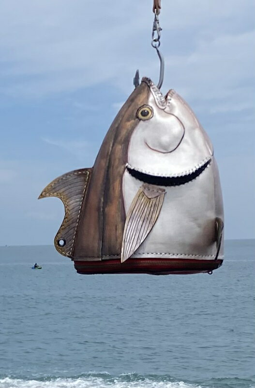 【ふるさと納税】 ポシェット 牛革 ミナミマグロポシェット 2way 手作業 b220-004 サムネイル3