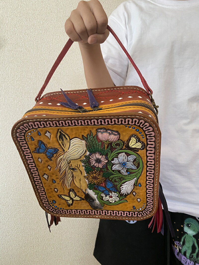 【ふるさと納税】 バック 鞄 ハンドメイド 本牛革 本革 馬 花 ウエスタン スタイル 焼津 b370-001 サムネイル3
