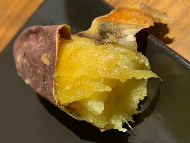 【ふるさと納税】紅はるか・シルクスウィート　冷凍壺焼き芋　1kg　お任せset | べにはるか やきいも 冷凍焼きいも つぼ焼いも スイーツ 食べ比べ 富士山麓 国産 寄附額 10000 10000円 1万円 以下 以内 ※着日指定不可 - 画像2