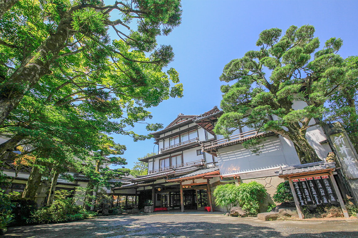 【ふるさと納税】【新井旅館】特別室 吉野の棟 ペア宿泊券 1泊2食付 温泉 食事 癒し カップル 記念日 静岡県 伊豆市 修善寺温泉 国の登録文化財の宿 - 画像2