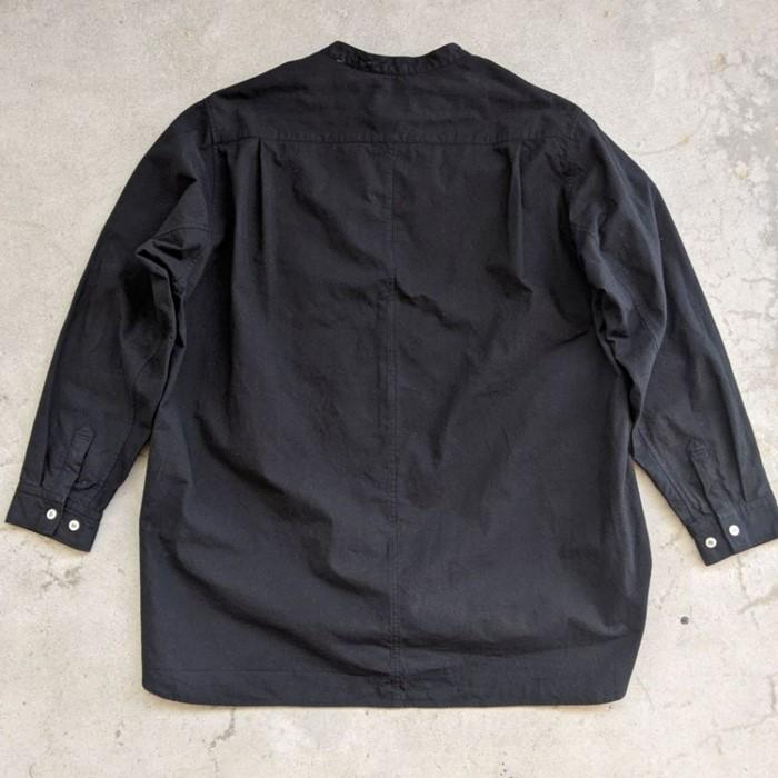 【ふるさと納税】OSOCU　 知多木綿　黒染め　バンドカラーシャツ 　名古屋黒紋付染 サムネイル2