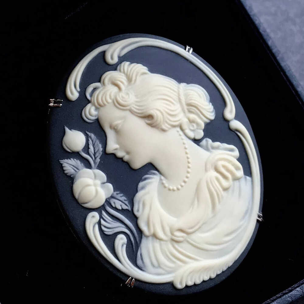 【ふるさと納税】グランカメオ 花飾り（特大） ブローチ ペンダントトップ / アクセサリー 装飾品 ブローチ ペンダント カメオ アンティーク レトロ / 瀬戸市 / 陶華[BBCD002] サムネイル3