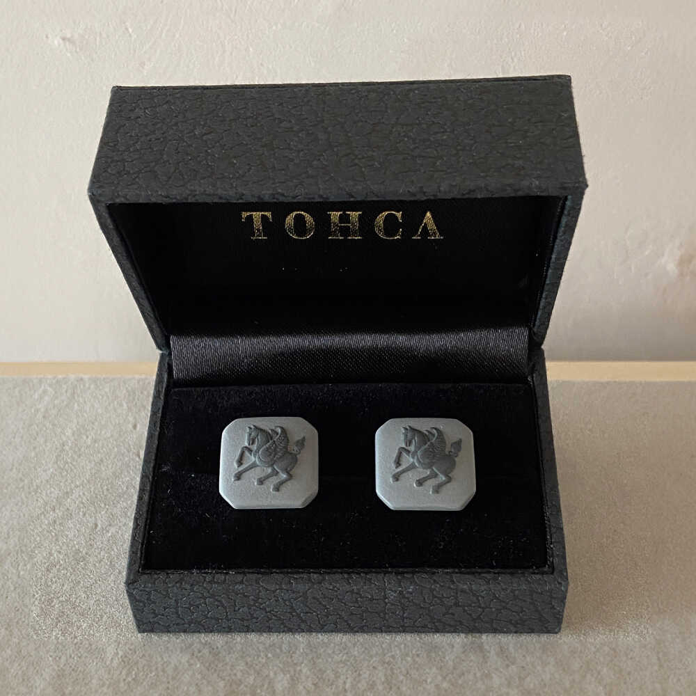 【ふるさと納税】＜カフス＞ オクタゴン ペガサス グレー / ネクタイ カフス スーツ 小物 ギフト 贈り物 / 瀬戸市 / 陶華[BBCD021] サムネイル3