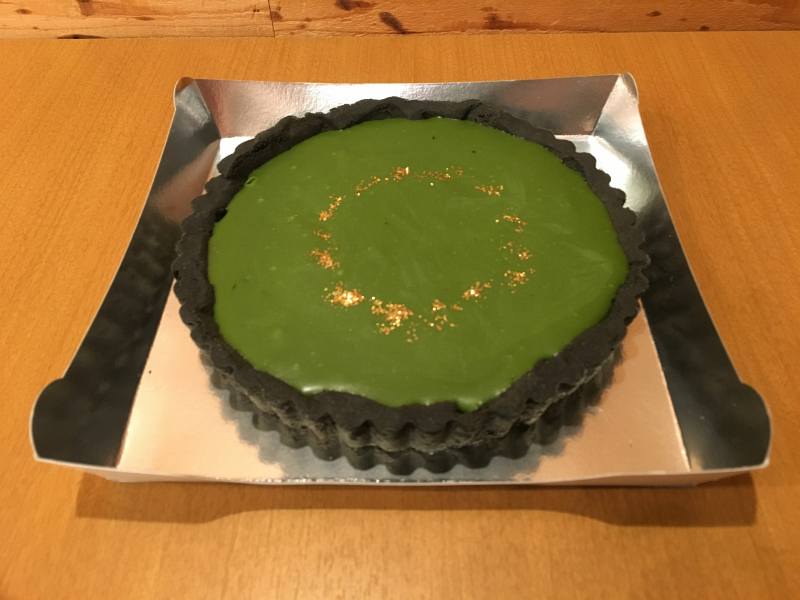 【ふるさと納税】タルト専門店の西尾抹茶の生チョコタルト T016-17 【冷凍便】/ 西尾の抹茶使用 スイーツ ケーキ 冷凍 誕生日 クリスマス パーティー ホールタルト 和スイーツ 南山園 宅カフェ 愛知県 西尾市 生チョコレートタルト 直径15cm MB - 画像2