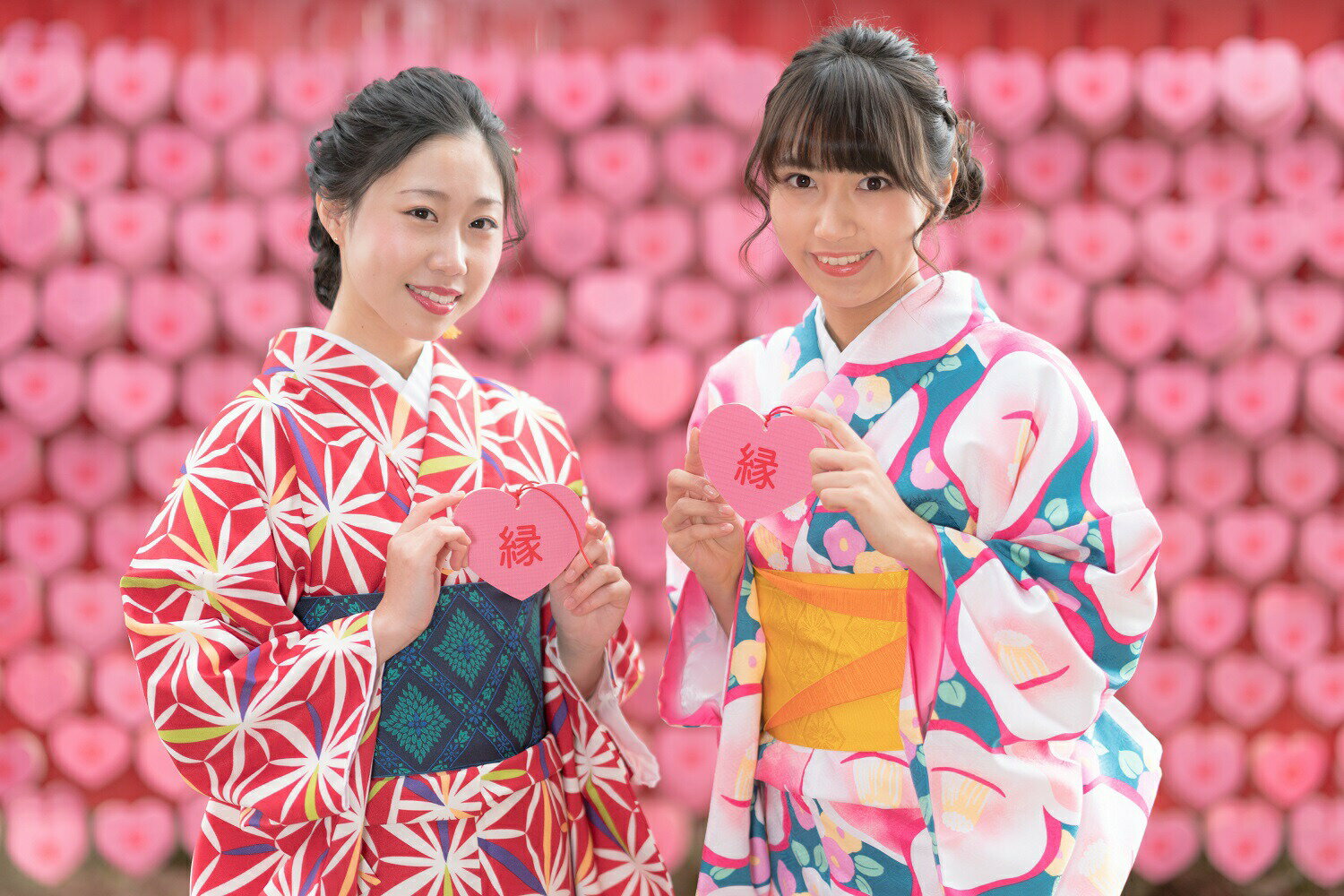 【ふるさと納税】犬山城下町 着物フォトプラン（ペア）| 着物レンタル DVD付 2名 要予約 散策　和服 写真 女子会 町歩き コスプレ かわいい インスタ映え デート 着付け 着物 浴衣 レンタル 体験 撮影 カメラマン 名古屋 日帰り 東海 愛知 岐阜 尾張 サムネイル2