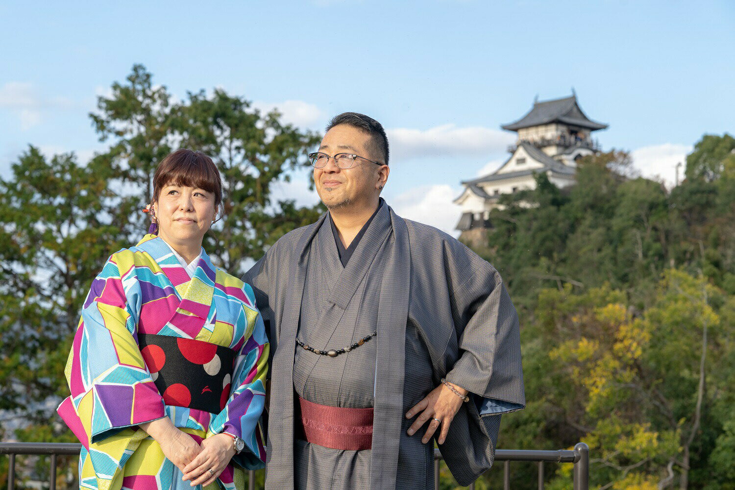 【ふるさと納税】犬山城下町 着物フォトプラン（ペア）| 着物レンタル DVD付 2名 要予約 散策　和服 写真 女子会 町歩き コスプレ かわいい インスタ映え デート 着付け 着物 浴衣 レンタル 体験 撮影 カメラマン 名古屋 日帰り 東海 愛知 岐阜 尾張 サムネイル3