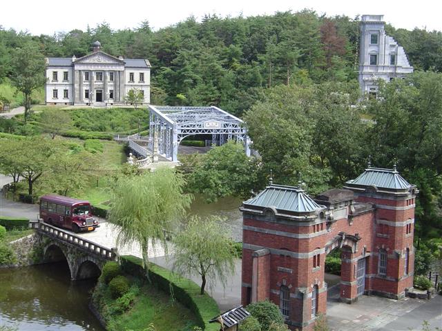 【ふるさと納税】博物館明治村 入村券（2名分） | お出かけ 観光 チケット 犬山 体験 ロケ地 明治 明治村 体験 歴史 博物館 グルメ イベント タイムスリップ チケット テーマパーク 謎解き 家族旅行 デート 観光 スポット 春休み 夏休み 冬休み 旅行 2人分 愛知 岐阜 サムネイル3