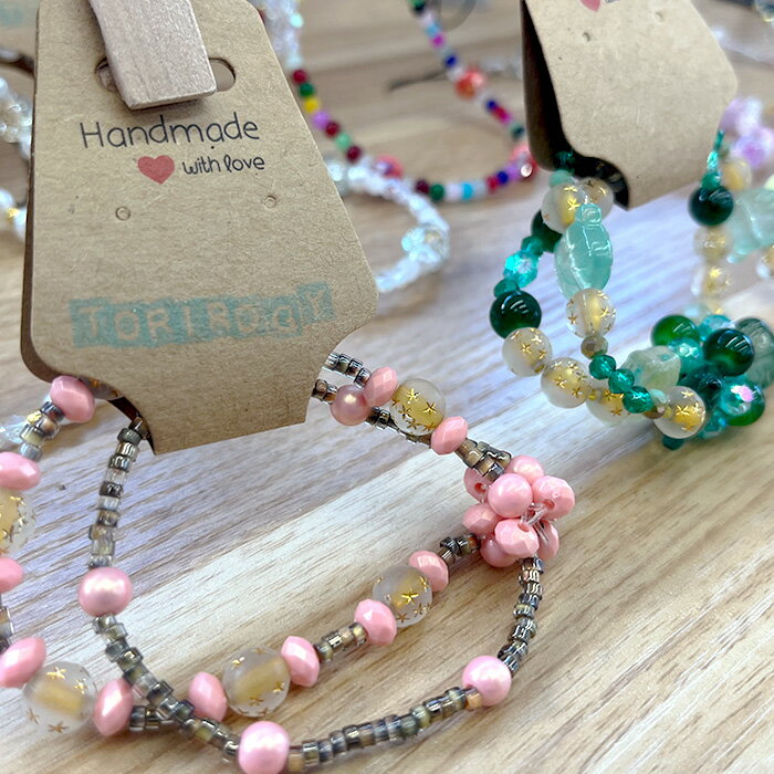 【ふるさと納税】お任せビーズブレスレット　5個入り ／ アクセサリー ハンドメイド 手作り 世界で1つ 可愛い おしゃれ 個性的 愛知県 No.238 サムネイル2