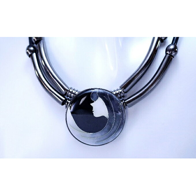 美人顔ネックレス　【ネックレス・アクセサリー】