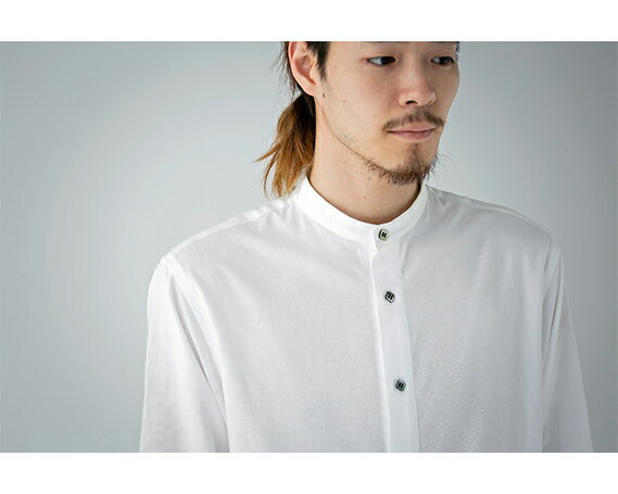 【ふるさと納税】 WATAKUMI　白シャツ　STAND（LL） ／ 知多木綿 スタンドカラー 貝ボタン 和晒 吸水 メンズ カジュアル ユニセックス 箱入 贈り物 送料無料 愛知県 No.059 サムネイル3