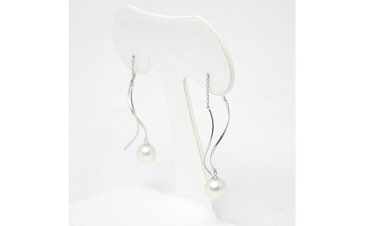 【ふるさと納税】302　アコヤ真珠7.5mmピアス(K18WG)　パール 宝石 アクセサリー ジュエリー 伊勢志摩 伊勢市 結婚式 入学式 ギフト 贈り物 フォーマル プレゼント 誕生日 本真珠 ホワイトゴールド サムネイル3