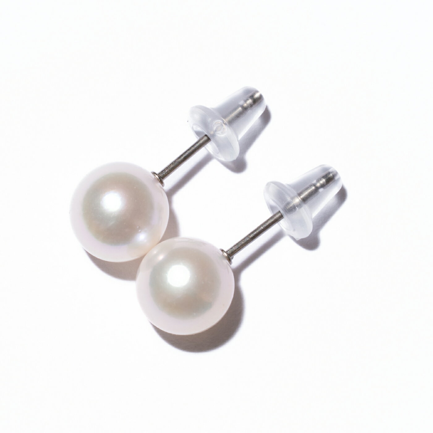 【ふるさと納税】617 アコヤ真珠ピアス 純チタン7.5mmup　ジュエリー 貴金属 宝石 定番 フォーマル ギフト 贈り物 シンプル 冠婚葬祭 結婚式 入学式 卒業式 伊勢志摩 - 画像3