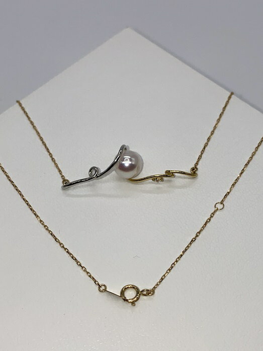 865 アコヤ真珠8mmPt/K18 D0.01ct ペンダントネックレス　チェーンK18アジャスター付き（40cm）　パール 宝石 ジュエリー 伊勢志摩 伊勢市 冠婚葬祭 結婚式 入学式 卒業式 ギフト 送り物 フォーマル