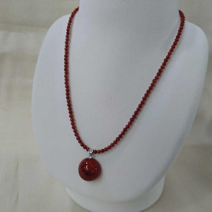 1061 珊瑚ネックレス・ドーム（珊瑚）　　アフリカ珊瑚 イソバナ珊瑚 ブラックスピネル 贈り物 還暦祝い 赤珊瑚 カジュアルアクセサリー ネックレス 珊瑚ペンダントトップ 3月誕生石 母の日 敬老の日プレゼント ご褒美アクセサリー
