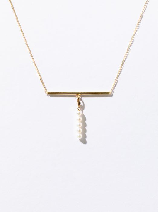 1259　【half moon】K18YGベビーパール5ドロップチャームネックレス　真珠 アコヤ真珠 南洋真珠 パール 宝石 ジュエリー アクセサリー 伊勢志摩 伊勢市 ギフト 贈り物 フォーマル 普段使い 入学式 卒業式 結婚式