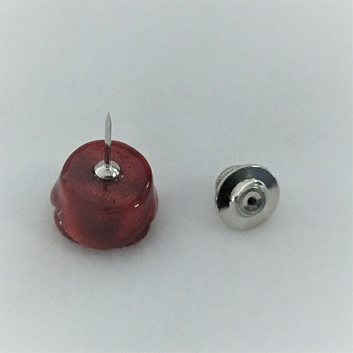 【ふるさと納税】1322　珊瑚ピンブローチ・バラ　　アフリカ珊瑚 イソバナ珊瑚 贈り物 ブローチ ピンブローチ 還暦祝い 赤珊瑚 薔薇アクセサリー 赤いバラ かわいい薔薇 3月誕生石 母の日 喜ばれるプレゼント 人気ブローチ シンプルブローチ サムネイル3