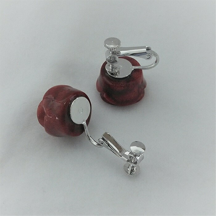 【ふるさと納税】1323珊瑚イヤリング・バラ　　アフリカ珊瑚 イソバナ珊瑚 贈り物 イヤリング バライヤリング 還暦祝い 赤珊瑚 カジュアルアクセサリー 赤いイヤリング かわいいイヤリング 3月誕生石 母の日 ご褒美イヤリング 喜ばれるプレゼント ポピュラーアクセサリー サムネイル3