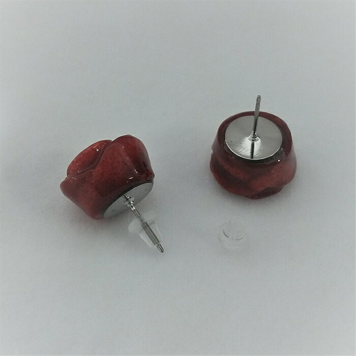 【ふるさと納税】1324　珊瑚ピアス・バラ　　アフリカ珊瑚 イソバナ珊瑚 贈り物 ピアス バラピアス 還暦祝い 赤珊瑚 カジュアルアクセサリー 赤いピアス オシャレピアス 3月誕生石 母の日 ご褒美ピアス 喜ばれるプレゼント ポピュラーアクセサリー サムネイル3