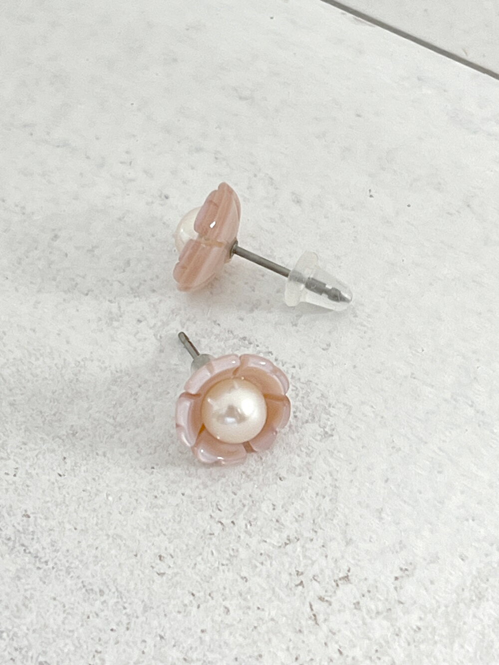 【ふるさと納税】1357 二見結ひ　チタンピアス（淡水真珠4.0mm）12　チタン　二見　夫婦岩　あこや真珠　ギフト　プレゼント　普段使い　アレルギー対応 サムネイル2