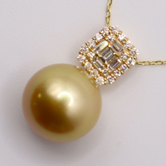 1692　【真珠科学研究所オーロラ茶金鑑別書付】K18　南洋ナチュラルゴールデン真珠11.0mmup　ダイヤモンド0.23ct 　ペンダントネックレス