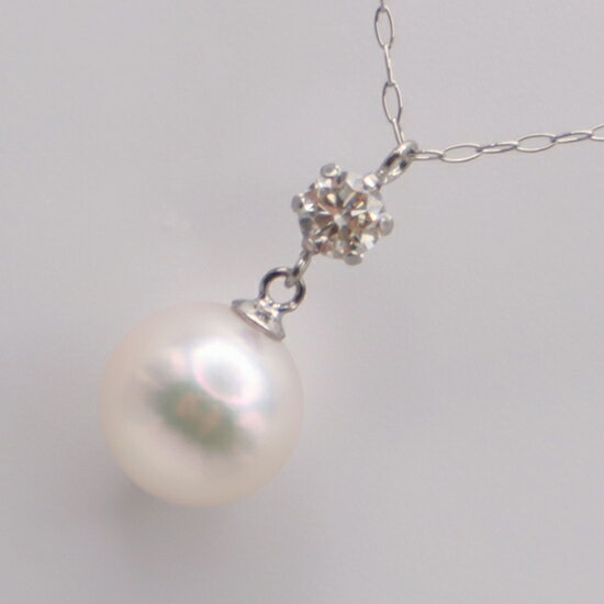 1689　Ptあこや本真珠8.0mmup　ダイヤモンド0.15ct　ペンダントネックレス