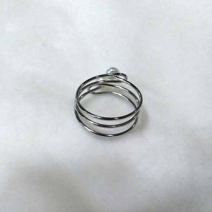 【ふるさと納税】1793　リング・ダブルパール（ボタン）銀色 真珠 指輪 アクセサリー 母の日のプレゼント キュートなリング カジュアルアクセサリー 装飾品 オシャレアイテム クリスマスプレゼント 淡水パール 愉しい贈り物 ポピュラーアクセサリー 自分へのご褒美 ピッタリ サムネイル3