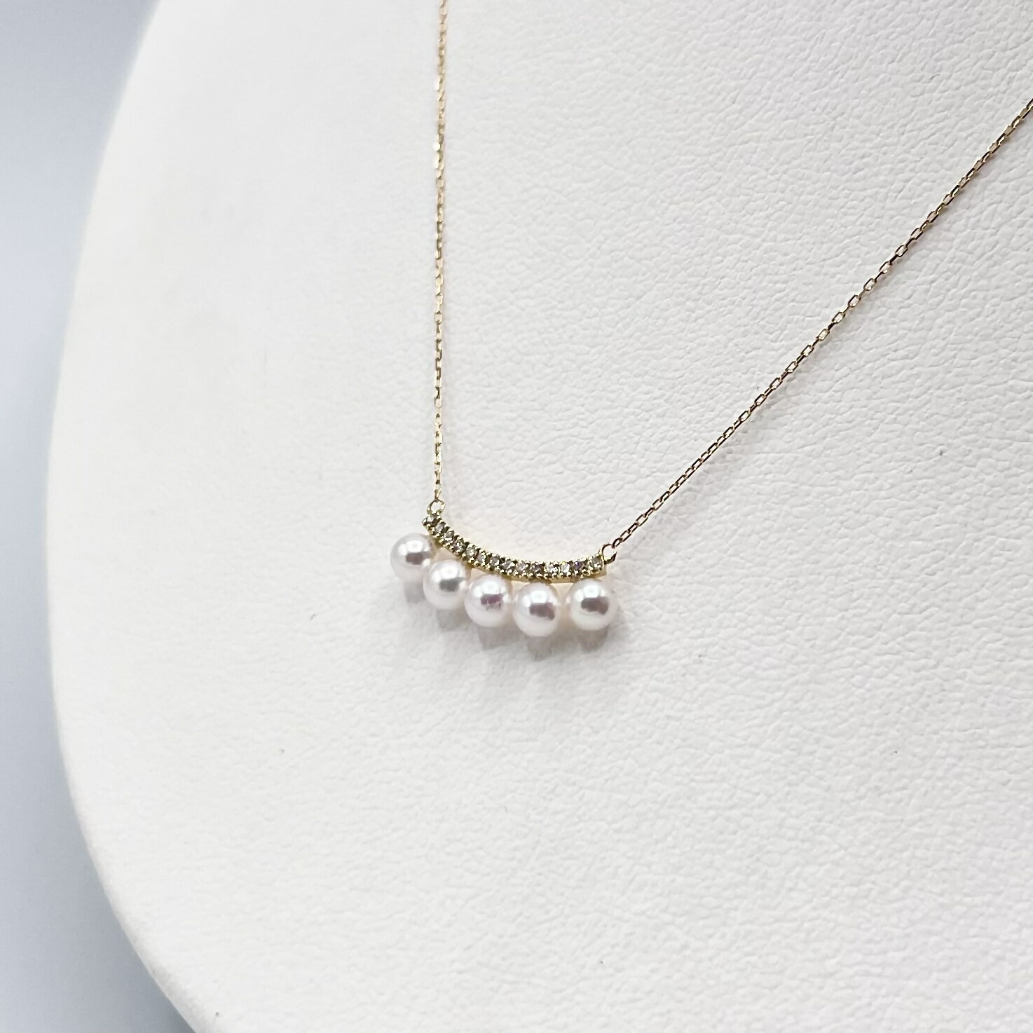 【ふるさと納税】1888 K18YGダイヤモンド0.07ct アコヤ真珠ペンダント3.5mmUP　真珠　ネックレス　ペンダント　アコヤ真珠　アコヤ貝　伊勢志摩　冠婚葬祭　結婚式　入学式　ギフト　贈り物　アクセサリー　ジュエリー　パール サムネイル2