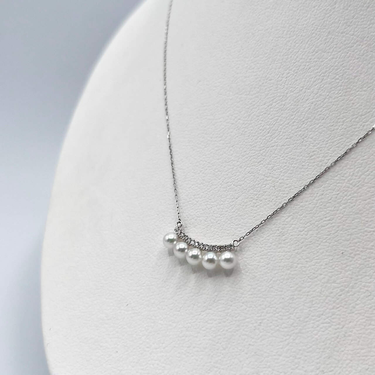 【ふるさと納税】1889 PT900/850ダイヤモンド0.07ct アコヤ真珠ペンダント3.5mmUP 真珠　ネックレス　ペンダント　アコヤ真珠　アコヤ貝　伊勢志摩　冠婚葬祭　結婚式　入学式　ギフト　贈り物　アクセサリー　ジュエリー　パール サムネイル2