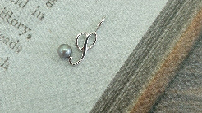 J-96S伊勢志摩あこや本真珠SV製イニシャルペンダント(S)