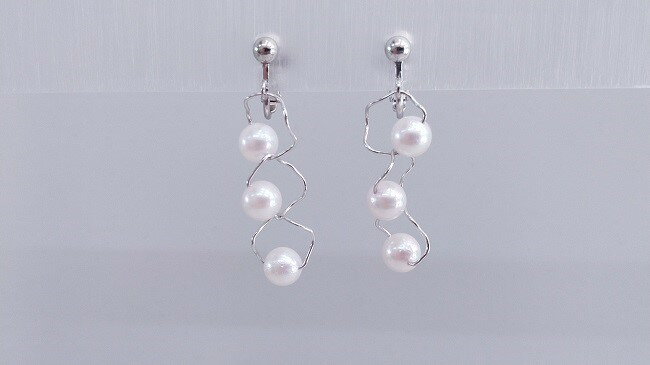 L-83伊勢志摩あこや本真珠バブルイヤリング(トリプル)R