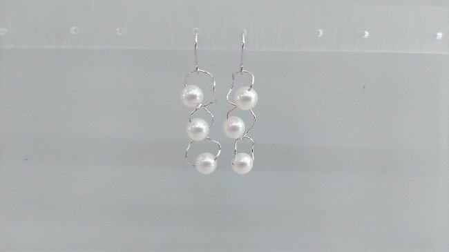 L-85伊勢志摩あこや本真珠バブルピアス(トリプル)R